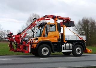 Sommerdienstgeräte Böschungsmäher Dücker MK25-800