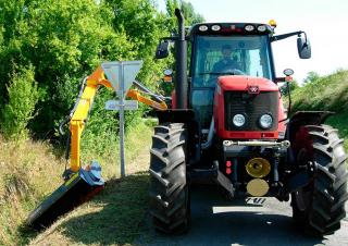 Sommerdienstgeräte Böschungsmäher Ferri TKD 560