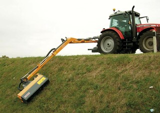 Sommerdienstgeräte Böschungsmäher Ferri TKP 710 