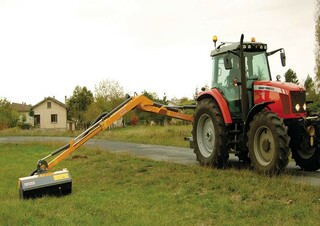 Sommerdienstgeräte Böschungsmäher Ferri TKP 710 