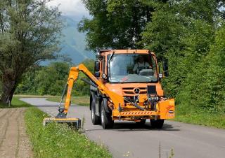 Sommerdienstgeräte Böschungsmäher Ferri TST 50U
