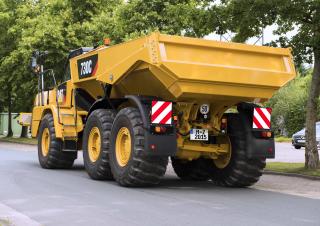 Dumper Caterpillar 730