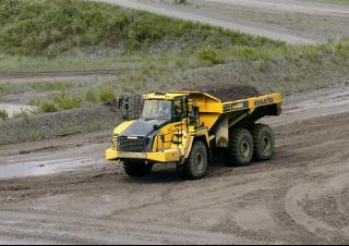 Dumper Komatsu HM400-5E0
