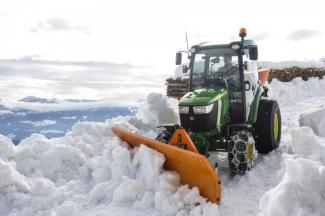 Winterdienste Schneepflüge Federklappen-Schneepflüge Matev SRM-SF 160 ST