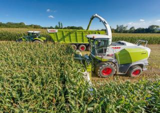 Feldhäcksler 4-WD Claas Jaguar 870