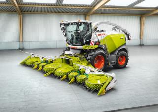 Feldhäcksler 4-WD Claas Jaguar 990