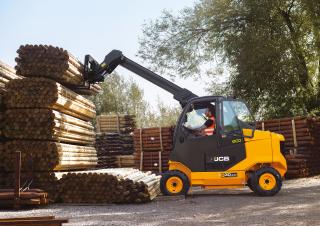Teleskopen starr JCB TLT30D-HL