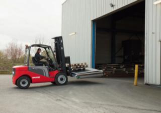 Frontstapler Elektro Manitou ME 440