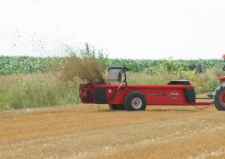 Fütterungstechnik Futtermischwagen Kuhn EasySpread 1219