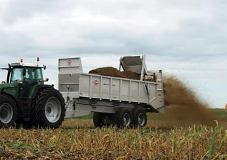 Fütterungstechnik Futtermischwagen Kuhn PSC 171