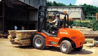 Geländestapler Ausa C 500 H x 4