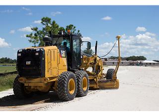 Grader Caterpillar 12M3 AWD