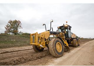 Grader Caterpillar 140 AWD