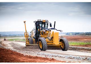 Grader Caterpillar 140M