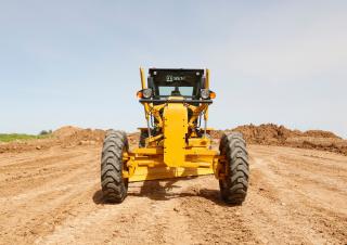 Grader SEM 915