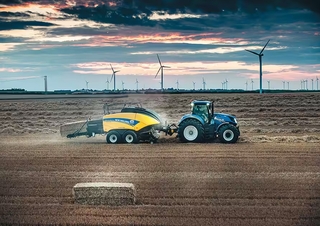 Grosspackenpressen + Hochdruckpressen New Holland BB 890 RC Plus