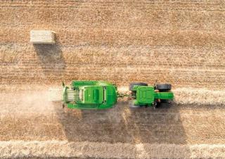 Grosspackenpressen + Hochdruckpressen John Deere L624
