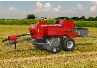 Grosspackenpressen + Hochdruckpressen Massey Ferguson MF 1842S