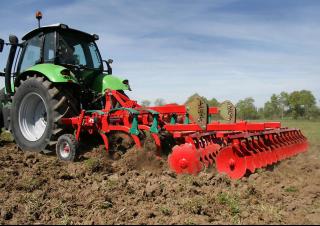 Grubber Kverneland CLC Evo 300