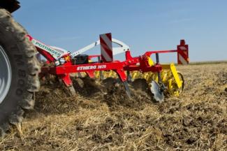 Grubber Pöttinger Synkro 3020