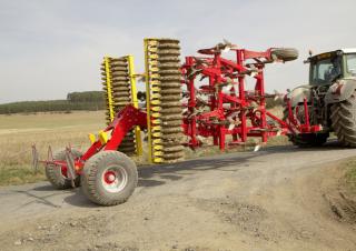 Grubber Pöttinger Synkro 4030 T