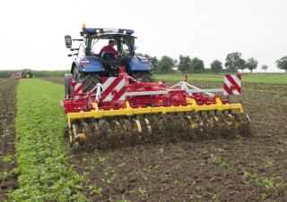 Grubber Pöttinger Synkro 5030 K nova