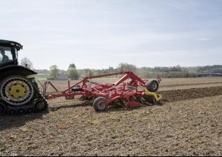 Grubber Pöttinger Synkro 6030 T