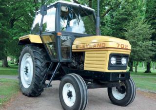 Hinterrad-Traktoren Leyland 702