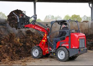 Hoflader Schäffer 2028 SLT 