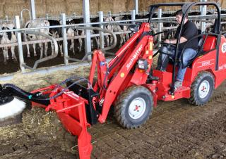 Hoflader Schäffer 2030 SLT