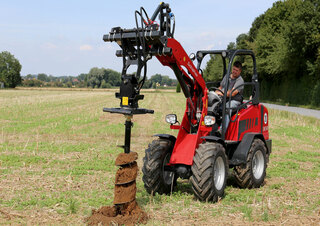 Hoflader Schäffer 3650 