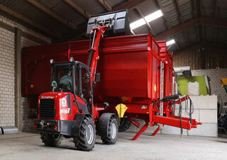 Hoflader Schäffer 3650 T 