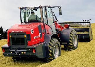 Hoflader Schäffer 9660 T-2 