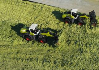Hoflader Claas Torion 1913