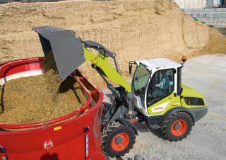 Hoflader Claas Torion 639