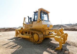 Kettendozer SEM 816D CH