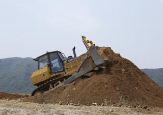 Kettendozer SEM 822D