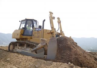 Kettendozer SEM 822D