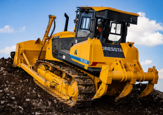 Kettendozer Dressta TD 15M 
