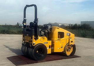 Walzen Kombiwalzen Caterpillar CC4.0