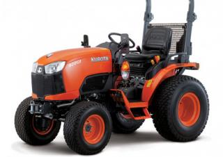 Fahrzeuge Kommunale Schlepper Kubota B2231 D
