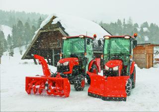 Fahrzeuge Kommunale Schlepper Kubota B2261 HDB