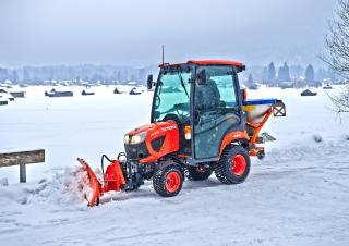 Fahrzeuge Kommunale Schlepper Kubota BX231