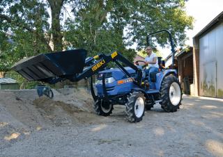Fahrzeuge Kommunale Schlepper Iseki TH 4335