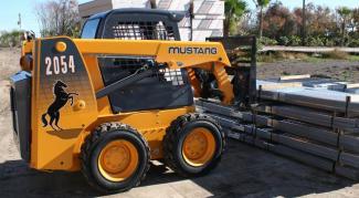 Kompaktlader Mustang 2054 B