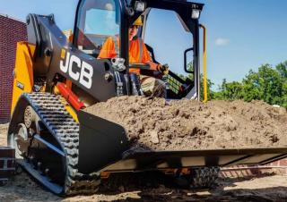 Kompaktlader JCB 215T
