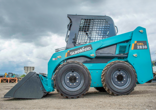 Kompaktlader Sunward SWL2830 