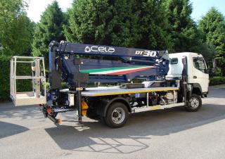 Teleskoparbeitsbühnen LKW-Teleskoparbeitsbühnen CELA DT30