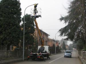 Teleskoparbeitsbühnen LKW-Teleskoparbeitsbühnen Oil & Steel Scorpion 1812