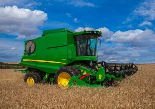 Mähdrescher John Deere S440 